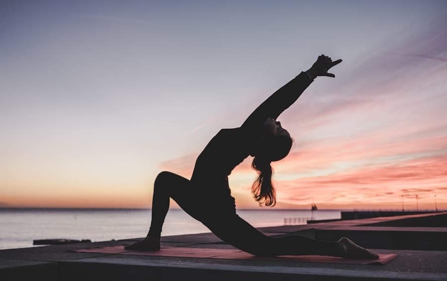 Naturopathic practitioner with natural supplements and holistic care